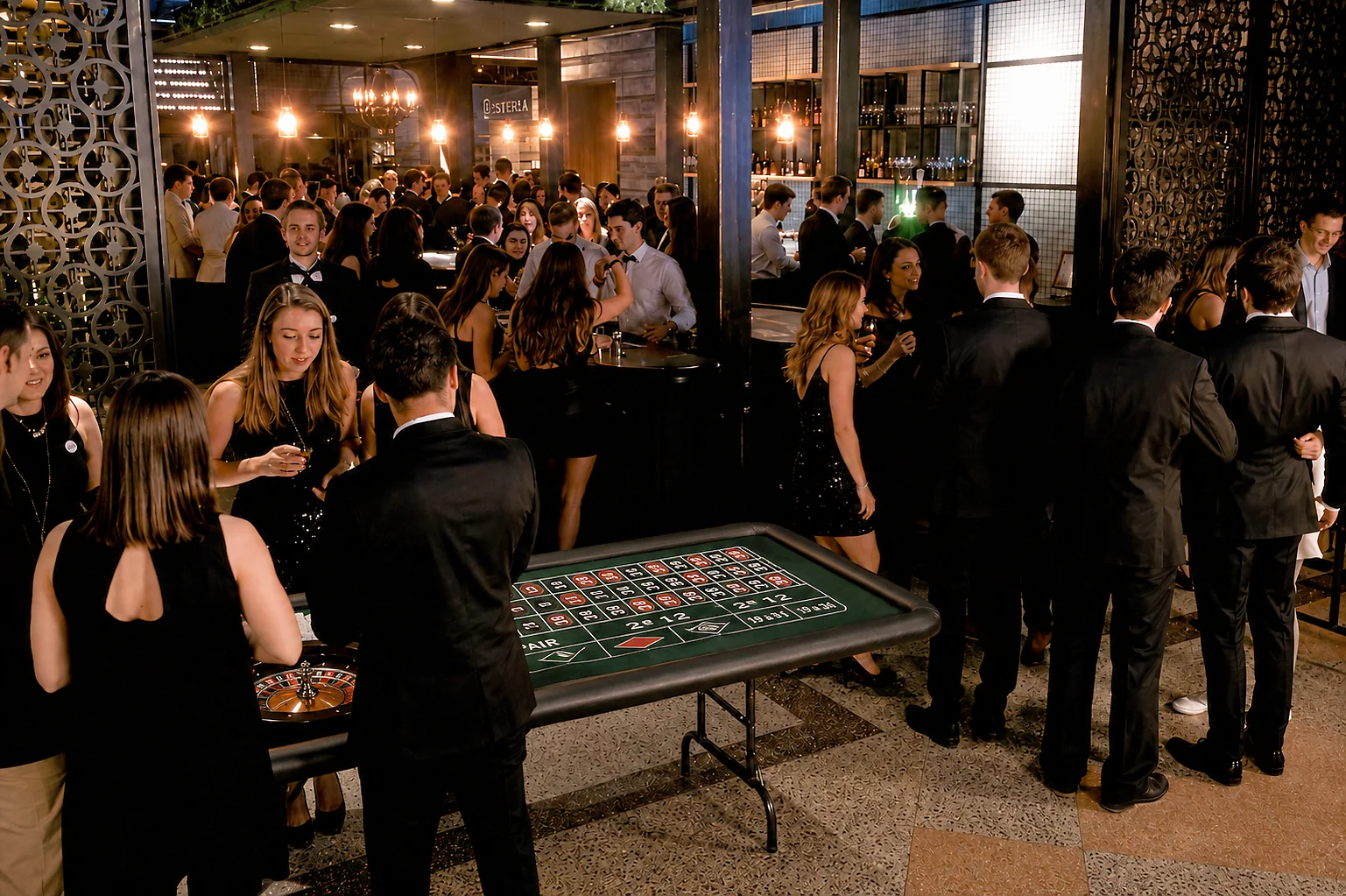 Cocktail casino autour d’une table de roulette dans un espace animé